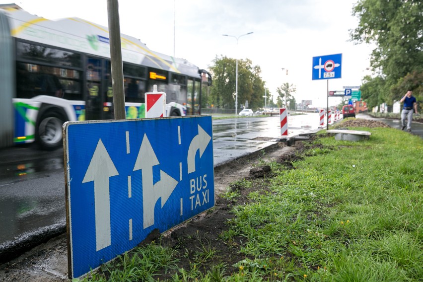 Kraków. Rozpoczęło się łatanie alei Juliusza Słowackiego