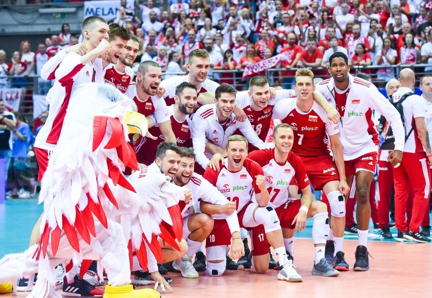 Polscy siatkarze tuż po zakończeniu mistrzostw Europy, na...