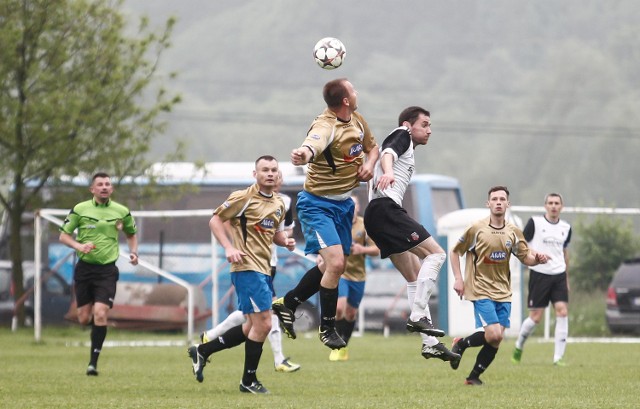 24.05.2015 wisniowa wislok wisniowa piast tuczempy 4:4 iv liga podkarpacko lubelska fot krzysztof kapica / nowiny