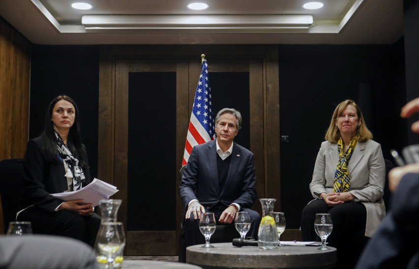 Antony Blinken, sekretarz stanu USA, spotkał się z przedstawicielami społeczności ukraińskiej w Rzeszowie [ZDJĘCIA]