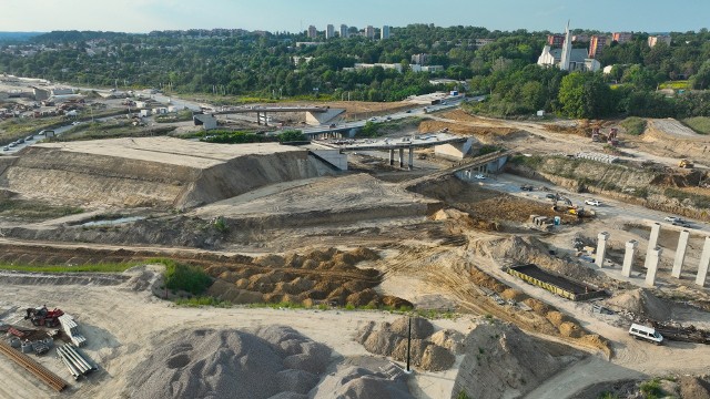 Teren wokół ul. Kocmyrzowskiej to wielki plac budowy