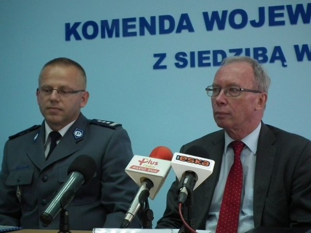 Według Cezarego Popławskiego (z lewej) i wojewody Jacka Kozłowskiego debaty są bardzo cenną inicjatywą.