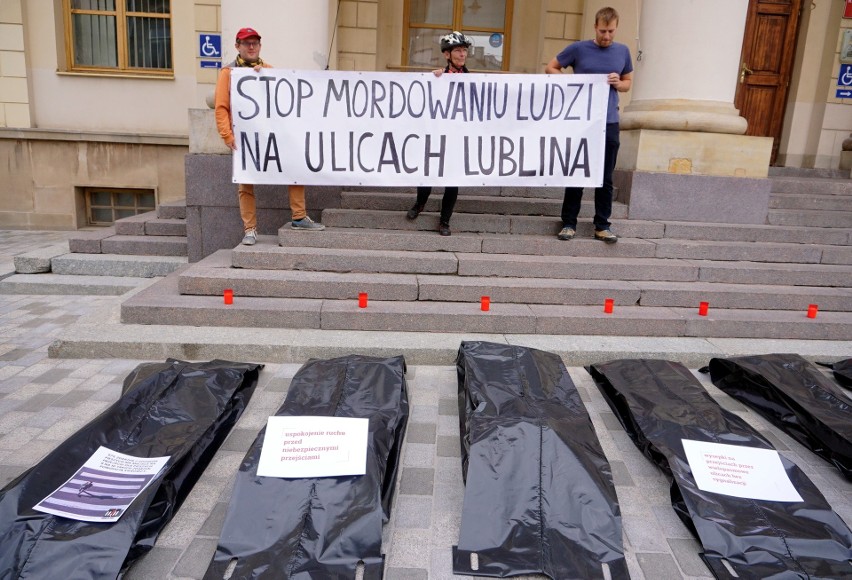 Happening "Stop mordowaniu ludzi na ulicach Lublina" (ZDJĘCIA)