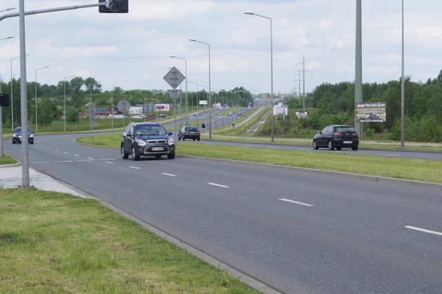 Łącznik autostradowy kosztował blisko 40 mln zł, podczas gdy - jak ustalili śledczy - można było go wybudować za 13-14 mln zł