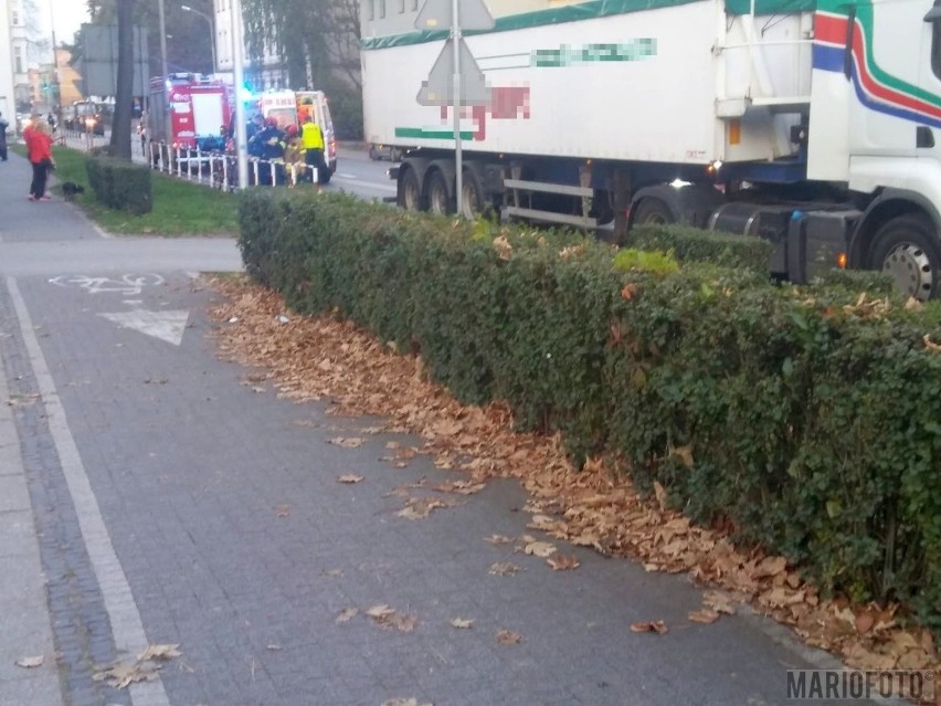 Wypadek na Armii Krajowej w Brzegu. Ciężarówka potrąciła rowerzystę