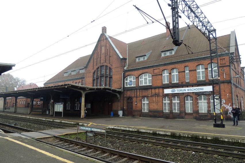 Jeśli chodzi o Dworzec Toruń Wschodni, to projekt zakłada...