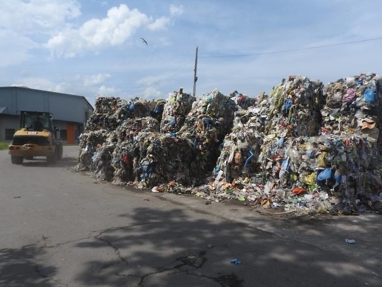 Wysypisko śmieci w Choczni. Tu trafiają śmieci z Wadowic