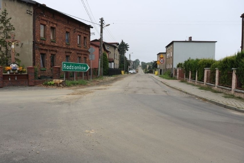 Mieszkanka skarży się na problemy z dojazdem i koleiny oraz...