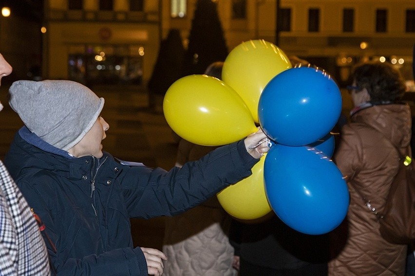 Mieszkańcy Rybnika wyrazili wsparcie dla Ukrainy....