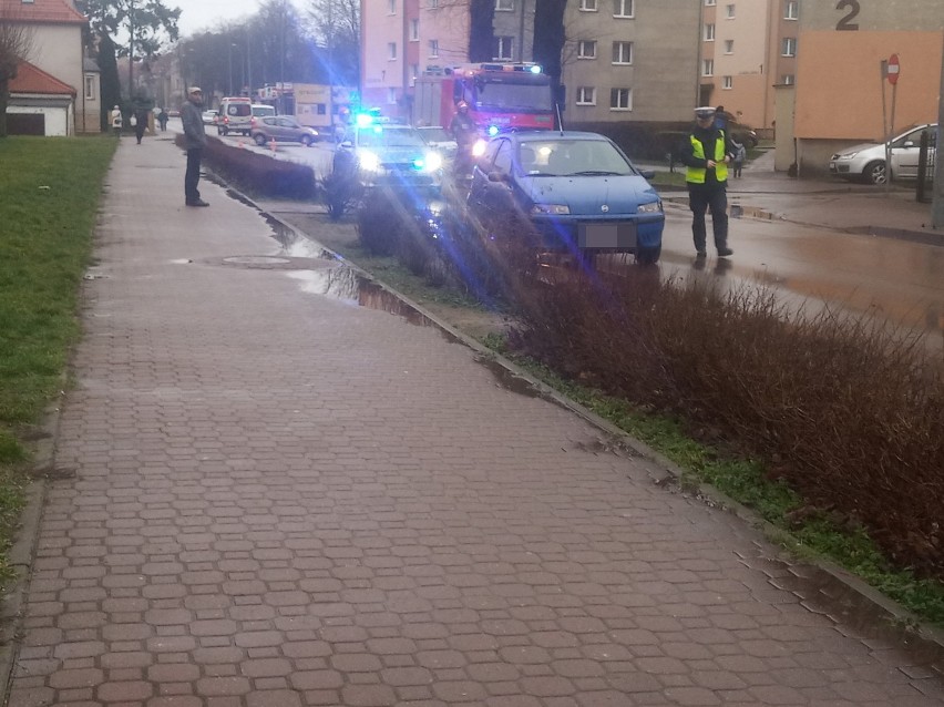 Kobieta w ciąży potrącona w Lęborku. Poszkodowana trafiła do szpitala na badania 30.01.2020 [zdjęcia]