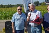 Kolejne gwiazdy w Alei Olimpijczyków w Szelmencie. Swoją tablice ma Włodzimierz Lubański, jeden z najlepszych piłkarzy świata lat 60 i 70.