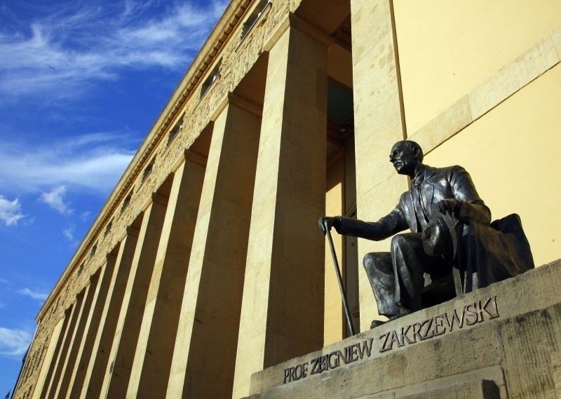 Ranking MBA Perspektywy 2014: Studia na Uniwersytecie...