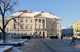 Reorganizacja w Urzędzie Miasta Kielce. Zmniejszenie liczby wydziałów i zwolnienia w lutym