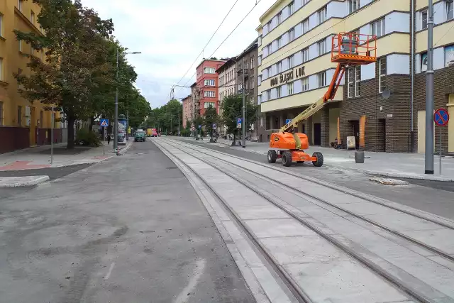 Torowisko tramwajowe na trasie do Bronowic jest już gotowe, ale tramwaje pojadą po nim dopiero za dwa miesiące