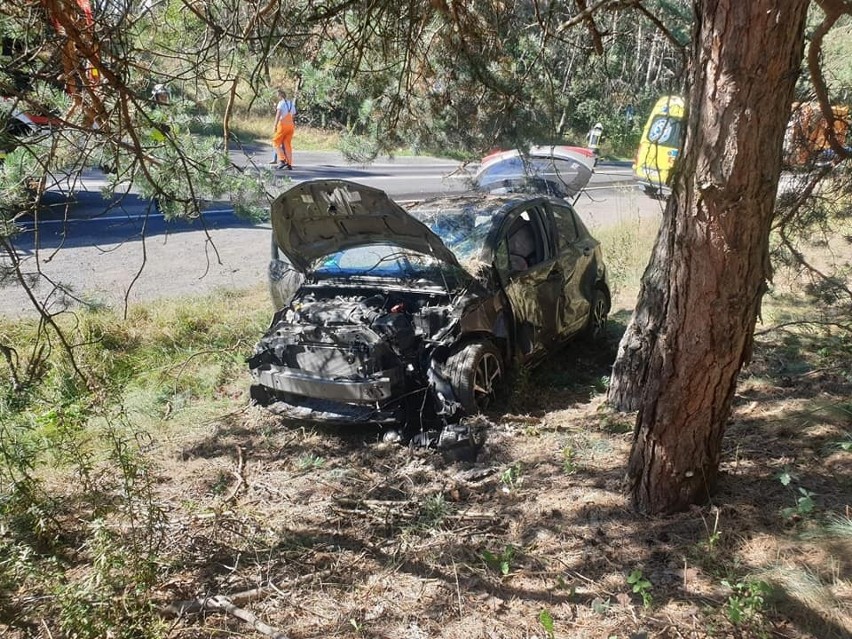 - Kierowca toyoty yaris nie był zakleszczony w pojeździe,...