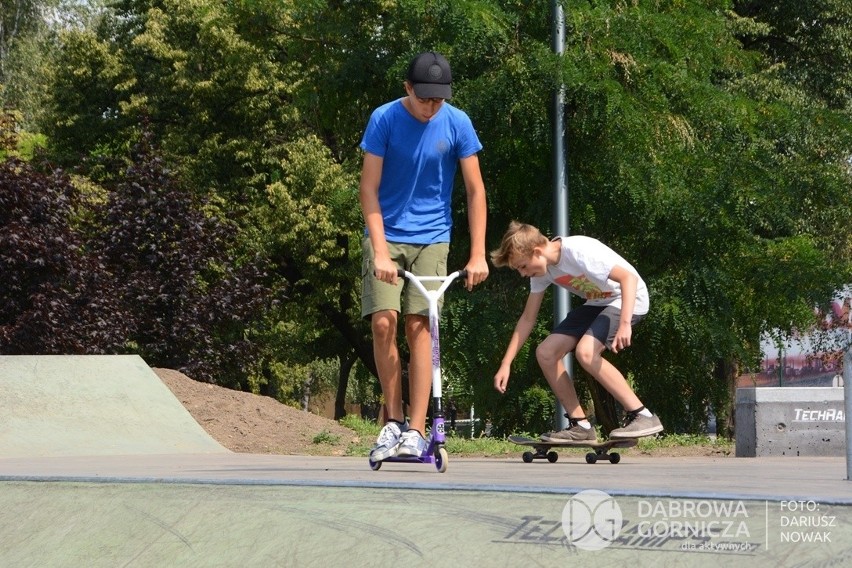 Tak prezentuje się nowy skate park w dąbrowskim Parku...
