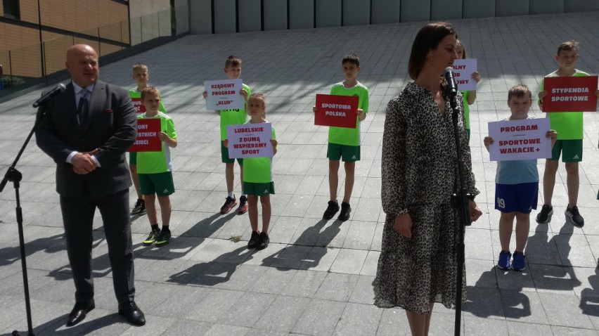 Minister sportu, Danuta Dmowska-Andrzejuk mówiła w Lublinie o rządowych programach wsparcia