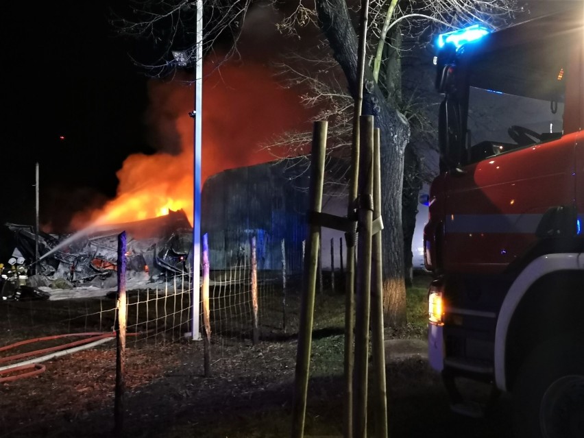 Pożar w Wąsowie pod Nowym Tomyślem wybuchł we wtorek, 22...