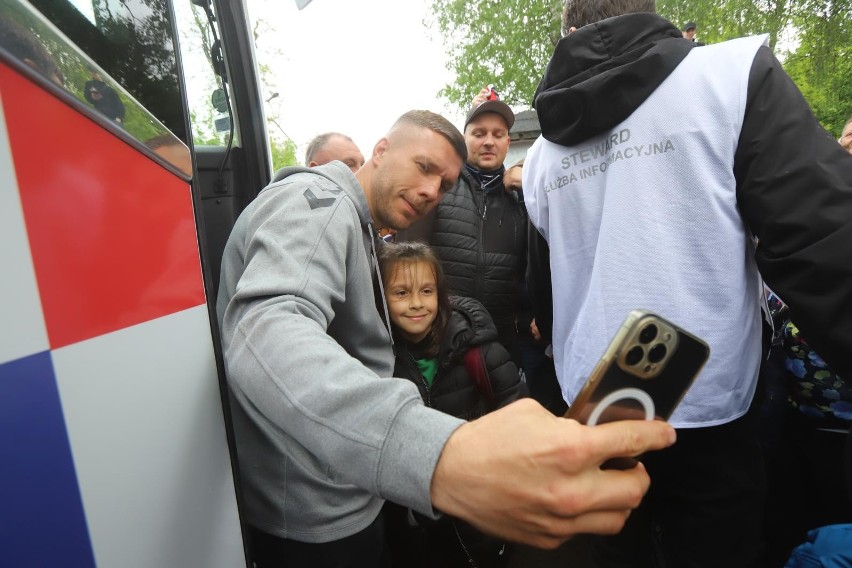 18.05.2023 gliwice sosnica gornik zabrze rozdaje bilety i...