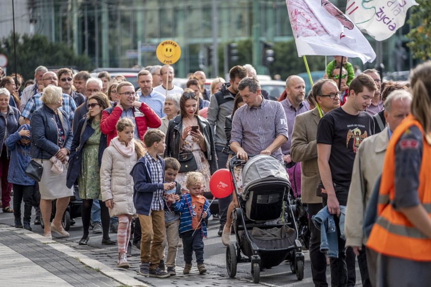 W obronie życia ludzkiego, także nienarodzonych dzieci - w...