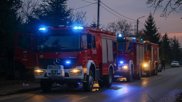 W akcji brało udział sześć zastępów straży pożarnej