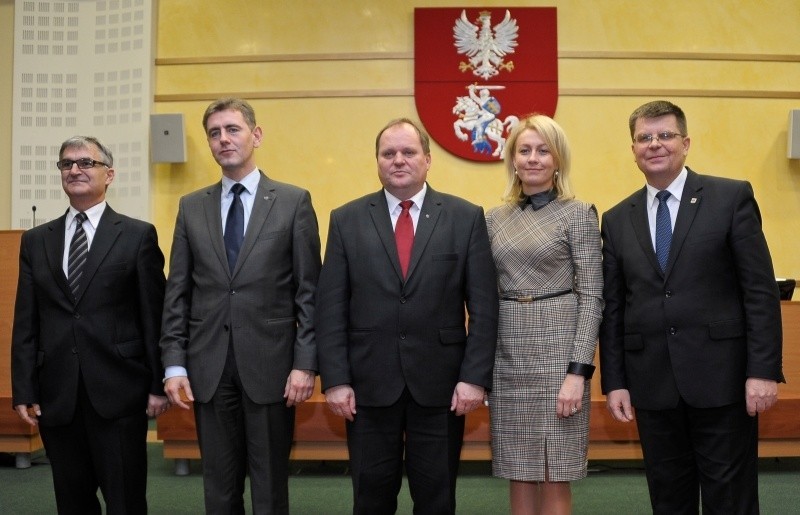 Majątki członków zarządu województwa podlaskiego (zdjęcia)