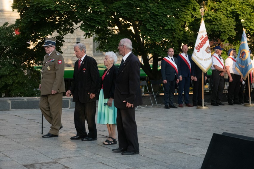 Na placu Adama Mickiewicza odbyły się główne obchody 65....