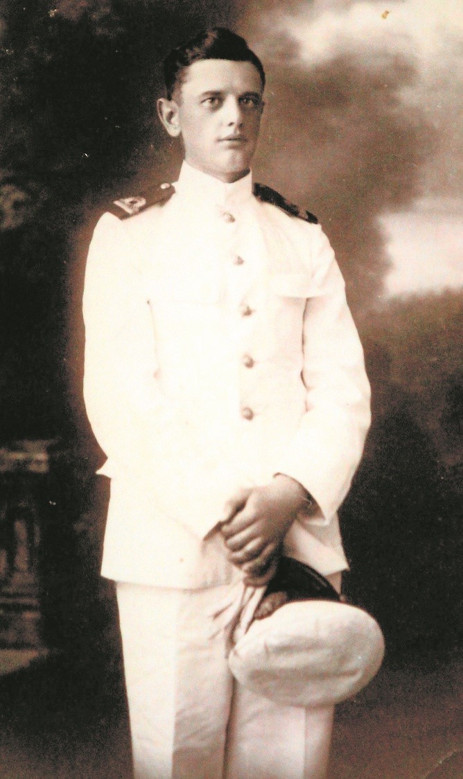 Brat Marcina, Wacław, późniejszy kapitan ORP Burza