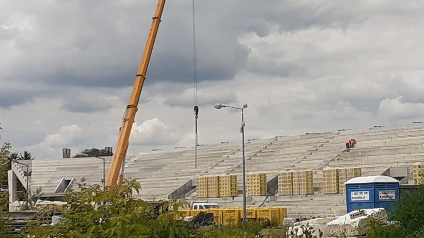 Wykonawca stadionu dla Radomiaka kontra miasto. Jest spór o termin zakończenia prac budowlanych. Zobaczcie zdjęcia