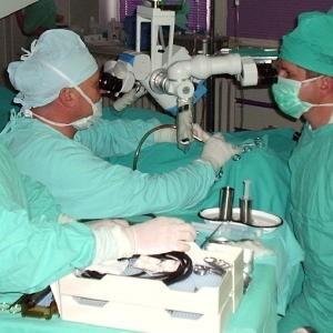 Puste sale operacyjne mogą być czarną rzeczywistością, gdy za dwa tygodnie szpital opuści połowa pracujących lekarzy