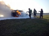 Pożar samochodu na autostradzie A1. Autem jechały trzy osoby [ZDJĘCIA] 