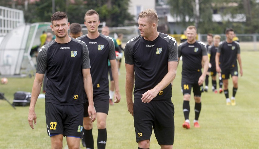 Rzeszowianie pokonali w sparingu Siarkę Tarnobrzeg 4:2