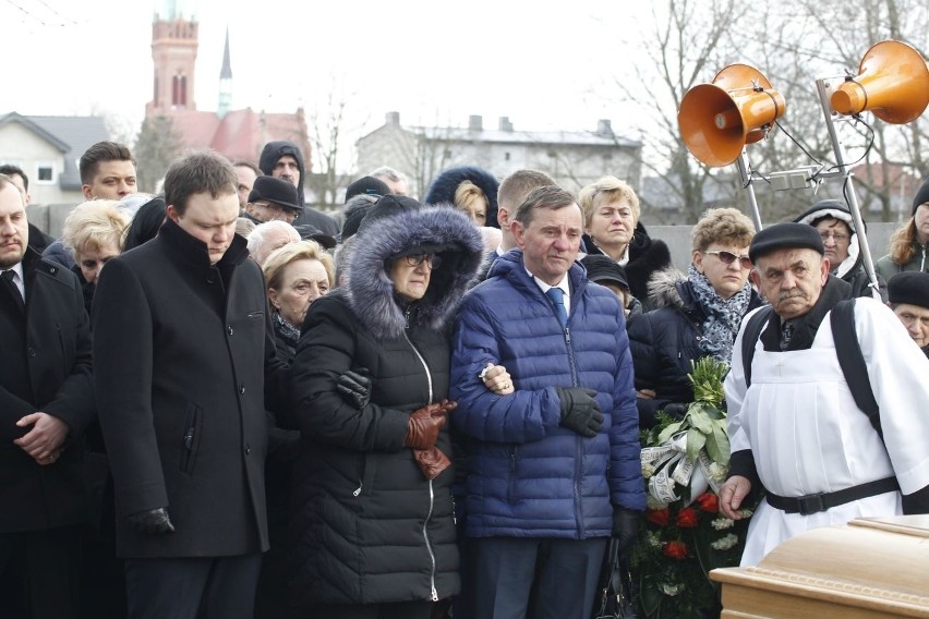 Pogrzeb Barbary Kaczmarek w Zgierzu. Ostatnie pożegnanie tragicznie zmarłej wójt gminy Zgierz Barbary Kaczmarek ZDJĘCIA