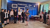 Egzamin ósmoklasisty w powiecie miechowskim. Szóstka z Książa Małego na szóstkę