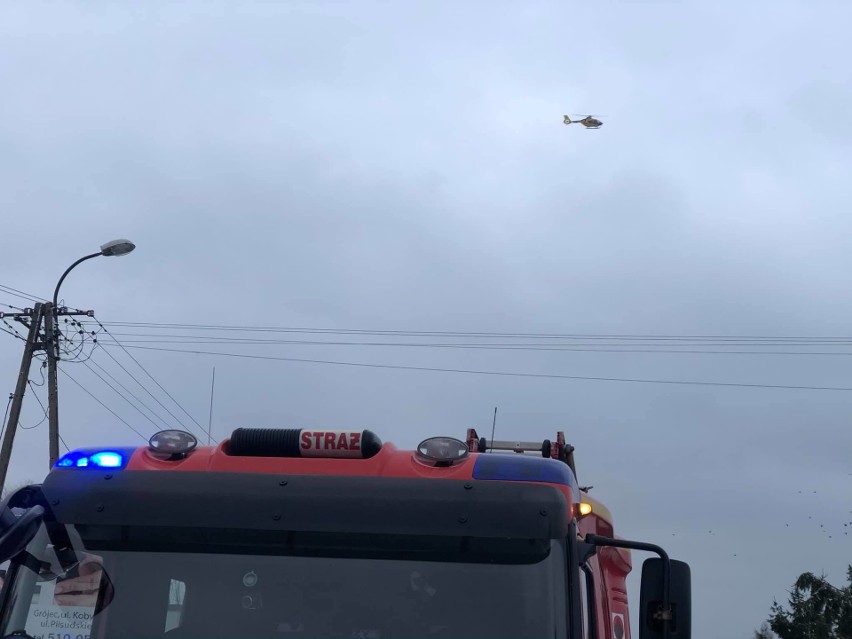 Po rannego w wypadku w Kobylniku przyleciał śmigłowiec...