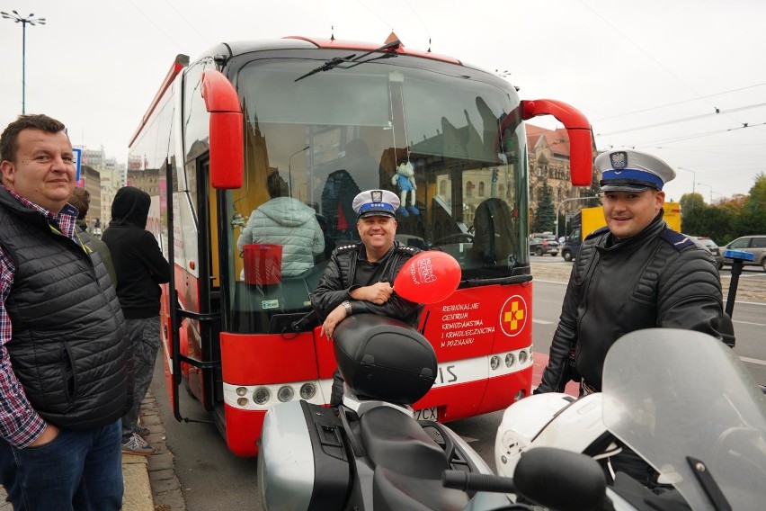 Policjanci będą oddawać krew na placu Mickiewicza -...