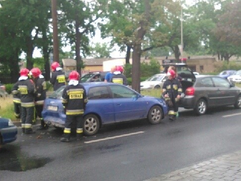 Wypadek na Krzywoustego. Zderzenie trzech samochodów [ZDJĘCIA]