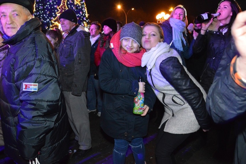 Sylwester 2017/2018 w Stalowej Woli. Witali Nowy Rok z Natalią Kukulską 