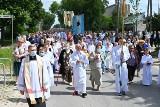 Tłumy wiernych i wspaniała oprawa uroczystości Bożego Ciała w parafii Świętego Józefa Robotnika w Kielcach [DUŻO ZDJĘĆ] 