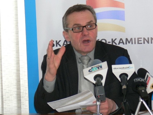 Prezydent Skarżyska Roman Wojcieszek ostro skrytykował działania ekologów, którzy blokują budowę drogi ekspresowej na terenie miasta.