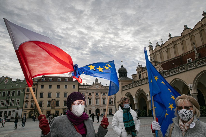 Prounijna demonstracja na Rynku Głównym w Krakowie