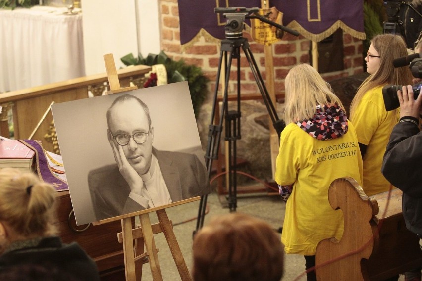 Uroczystości pogrzebowe księdza Jana Kaczkowskiego w Pucku