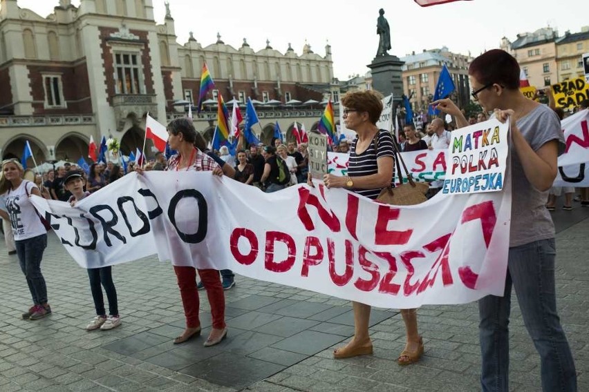 Marsz w obronie niezawisłości sądów przeszedł ulicami Krakowa