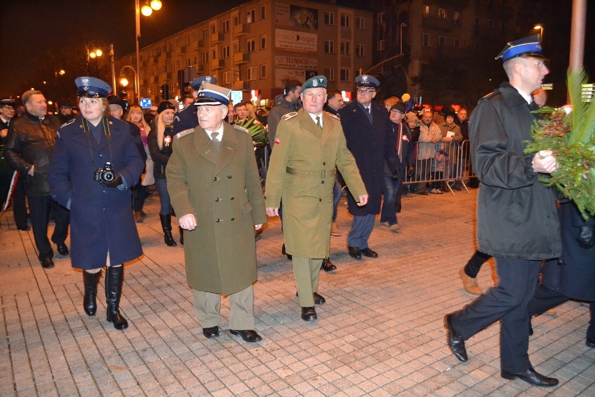 Święto Niepodległości w Częstochowie. Główne uroczystości na Placu Biegańskiego [ZDJĘCIA]