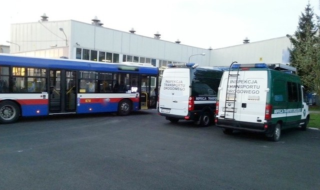 W poniedziałek, 19 lutego, od wczesnych godzin porannych, inspektorzy transportu drogowego z Bydgoszczy prowadzili szczegółowe kontrole autobusów na terenie miasta Bydgoszczy i Torunia. ➤ Co stwierdzono?Prognoza pogody (TVN Meteo, x-news)