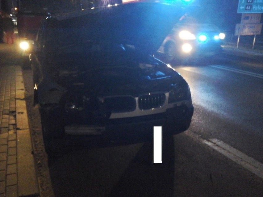 Bielsk Podlaski. Wypadek przy ul. Białowieskiej. BMW zderzył się z mercedesem. Jedna osoba poszkodowana [ZDJĘCIA]
