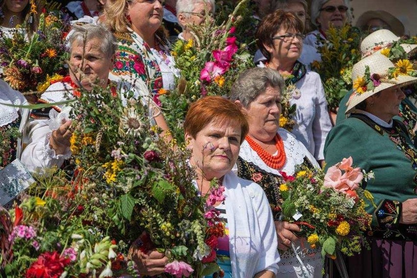 Ziele z ziół w Rudnie. Konkurs - tradycyjne bukiety na Święto Matki Boskiej Zielnej 