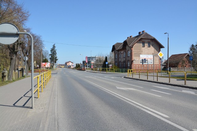 Budowa ronda na skrzyżowaniu ulic Kościuszki, Popiełuszki i Odrodzenia w Sępólnie opóźnia się