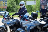 Policjant Ruchu Drogowego roku 2017 w Białymstoku. Policjanci jeździli na lotnisku