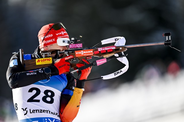 Biathlonista Niemiec Benedikt Doll najlepszy w sprincie